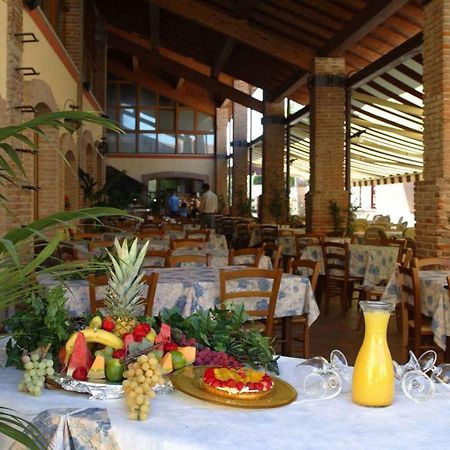 Camping Bella Italia In Peschiera Del Garda - Gardasee Apartamento Exterior foto