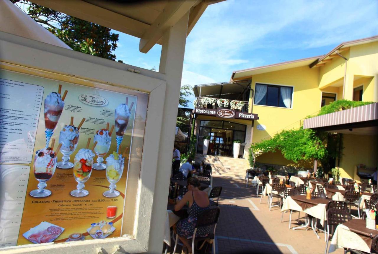 Camping Bella Italia In Peschiera Del Garda - Gardasee Apartamento Exterior foto