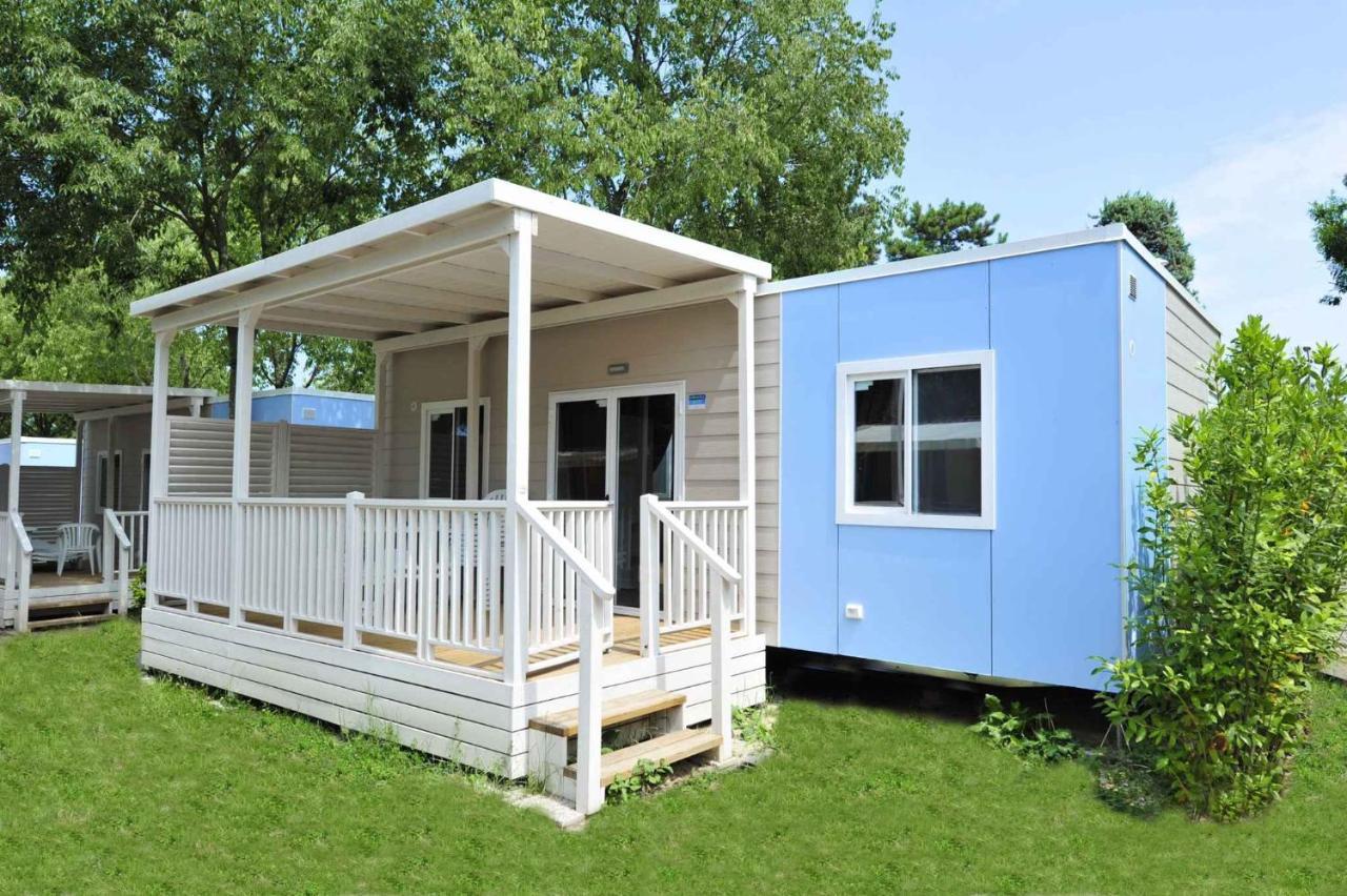 Camping Bella Italia In Peschiera Del Garda - Gardasee Apartamento Exterior foto