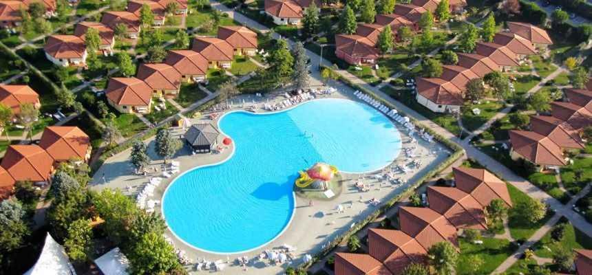 Camping Bella Italia In Peschiera Del Garda - Gardasee Apartamento Exterior foto